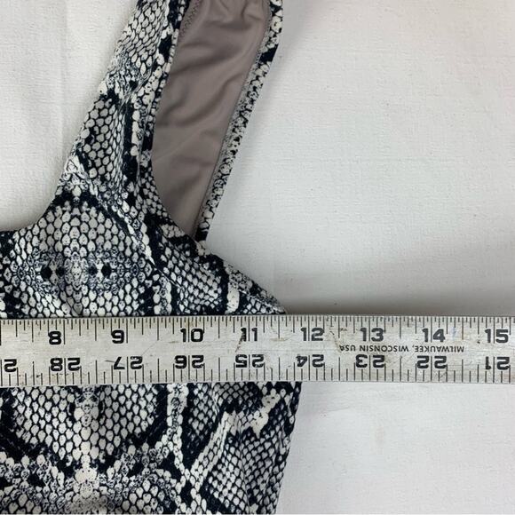 Varley womens size XS extra small snakeskin athletic tank black white lined - Picture 7 of 8